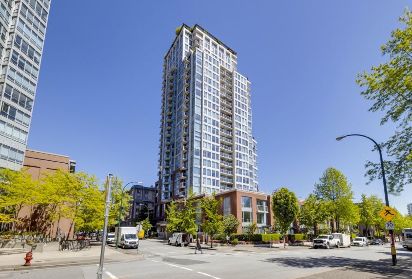 The Taylor- 550 Taylor St, Vancouver, BC, For Rent