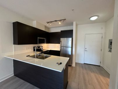 #106 20460 Douglas Cres, Langley, BC V3A 4B6, Canada