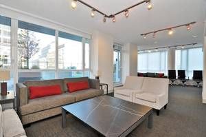 Luxurious 2BR 2Bath Condo @ Capitol Res on ROBSON - 833 Seymour St (833 Seymour St Vancouver)