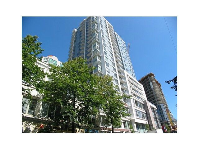 Luxurious 1 Bedroom + Flex in Raffles at ROBSON - 821 Cambie St Vancouver