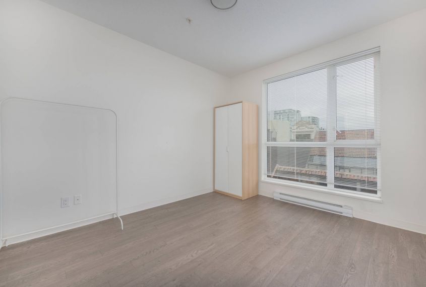 Cozy Pet Friendly 1 Bed/1Bath For Rent in Downtown Gastown Vancouver