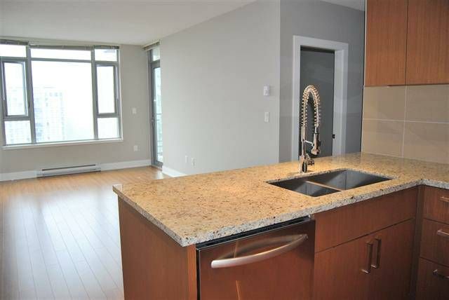 Stunning 1 Bed 1 Bath For Rent next to Coquitlam Centre