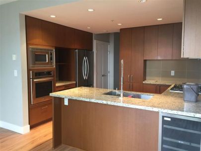 1155 The High St, Coquitlam, BC V3B, Canada