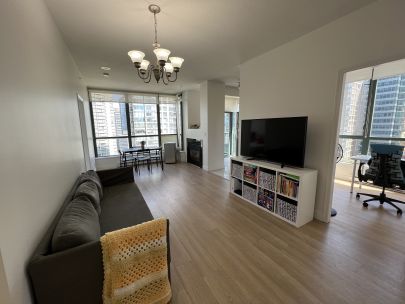 909-1239 W Georgia St, Vancouver, BC V6E 4R8, Canada