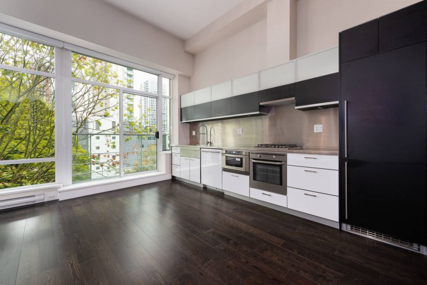 Luxury Living! DOLCE 1 Bed/1 Bath Loft in Downtown Vancouver For Rent