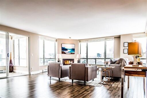 Stunning 2 Bed/2Bath For Rent at FAIRVIEW Vancouver near City Square
