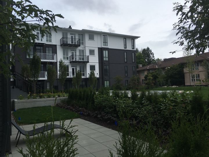 BRAND NEW 2Bed/1.5 Bath at GUILDHOUSE by MOSAIC GUILDFORD MALL SURREY